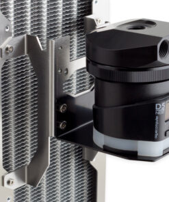 Universal mounting bracket for all Aqua Computer D5 products for installation to a 140 mm fan mount.